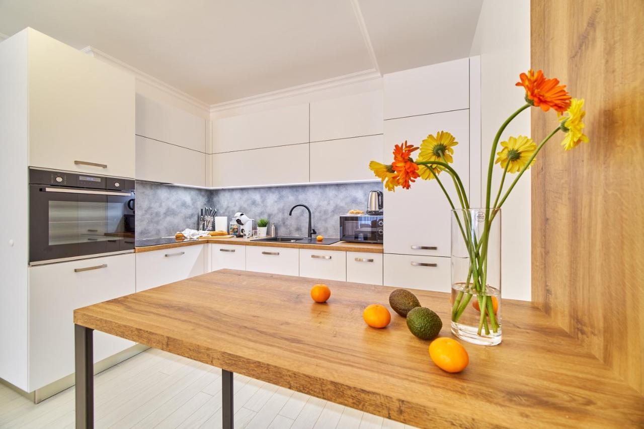 Premium Center Apartment In Grand Karavel ヴァルナ エクステリア 写真