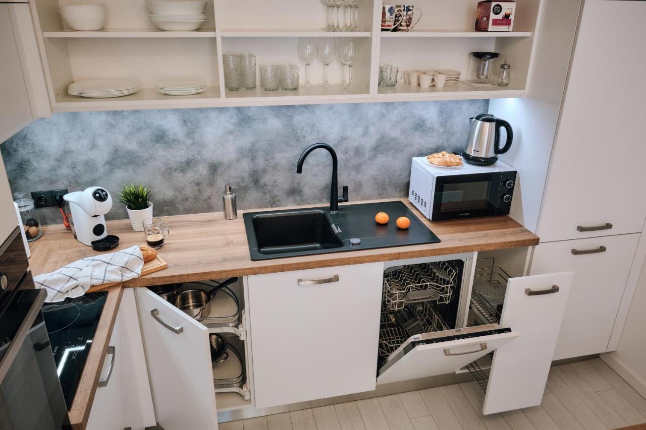 Premium Center Apartment In Grand Karavel ヴァルナ エクステリア 写真